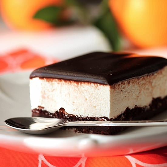 Foam orange cake