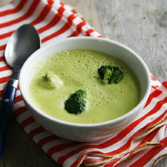 Easy Broccoli Cheddar Soup