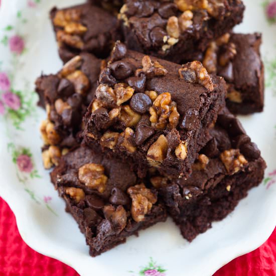 Brownies w/ Salted Caramel Walnuts