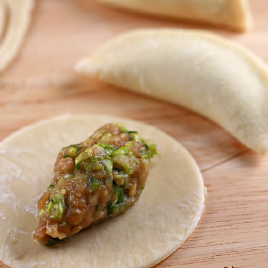 How to pleat the perfect potsticker
