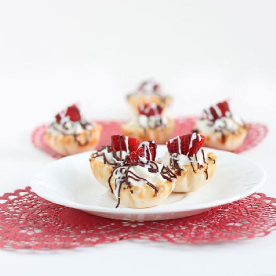 Strawberry Almond Cream Cups