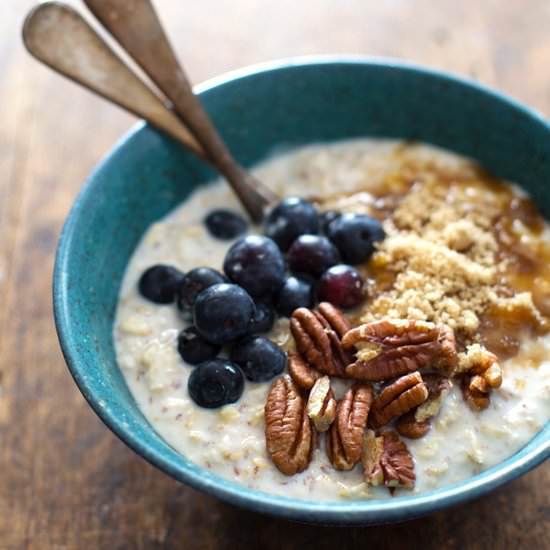 Flax and Blueberry Vanilla Oats