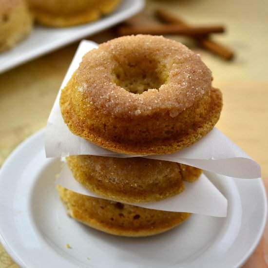 Cinnamon Baked Doughnuts