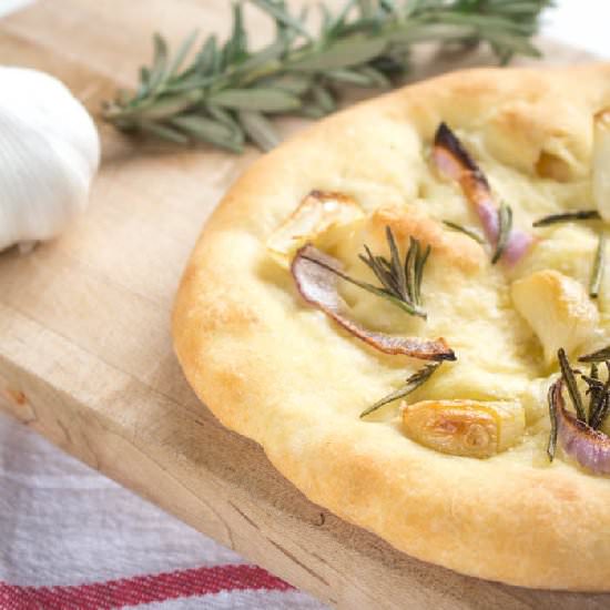 Garlic Rosemary Pizza