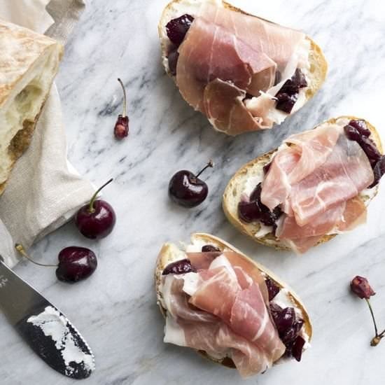 Cherry Sauce and Prosciutto Bites