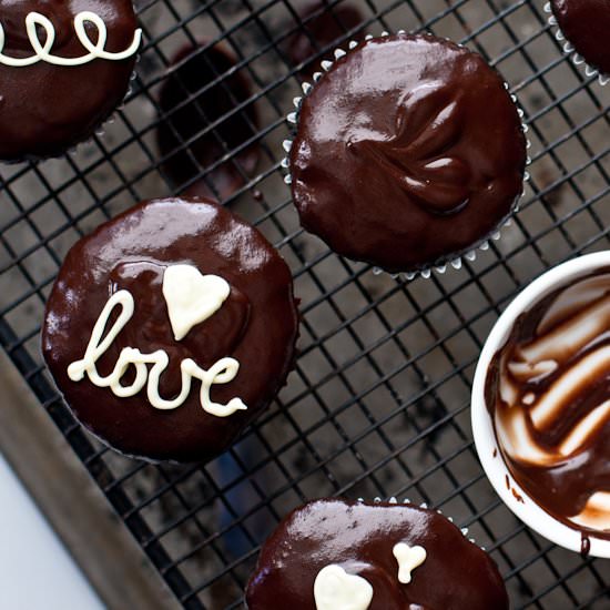Chocolate Valentine’s Cupcakes