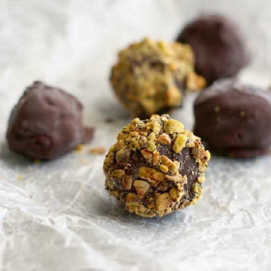 Darl Chocolate Cake Truffles