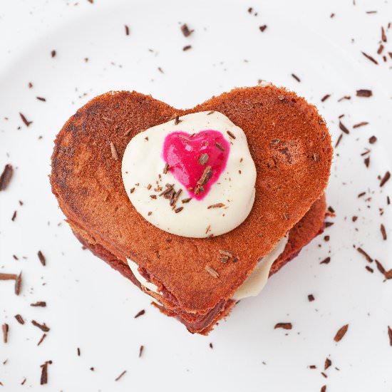 Red Velvet Pancakes w/ Cashew Cream
