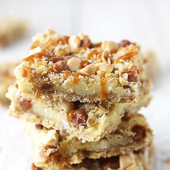 Caramel Crumble Cheesecake Bars