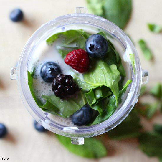 Berry + Spinach Smoothie