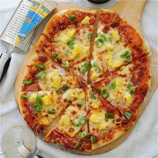 Hawaiian Pizza wtih Beer Crust