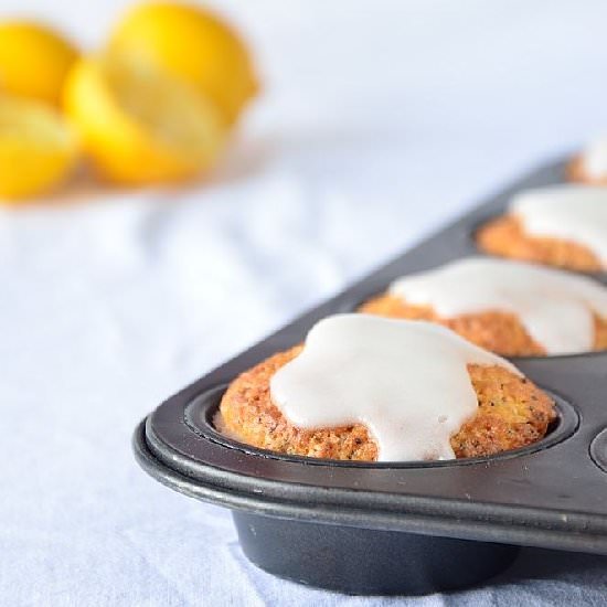 Lemon and Poppy Seeds Muffins