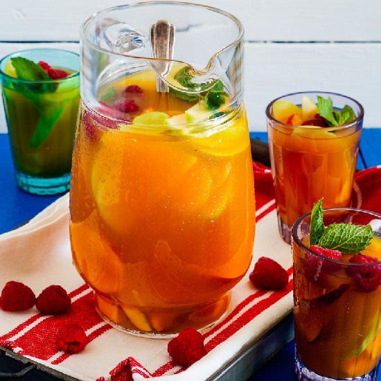 Mango and Rooibos Tea Sangria