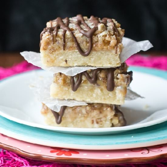 Toffee Pecan Shortbread Bars