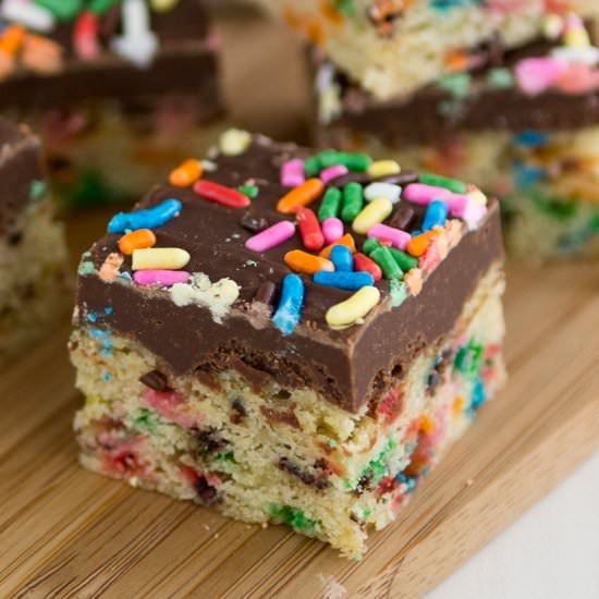 Funfetti Cookie Fudge Bars