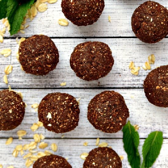 Thin Mint Energy Bites