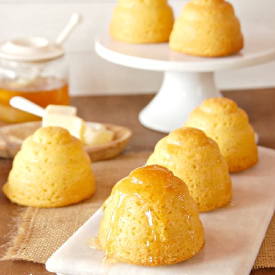 Honey Cornbread Cakes