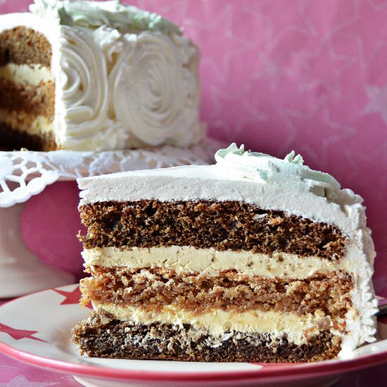 Meringue Cake with Nuts and Coffee