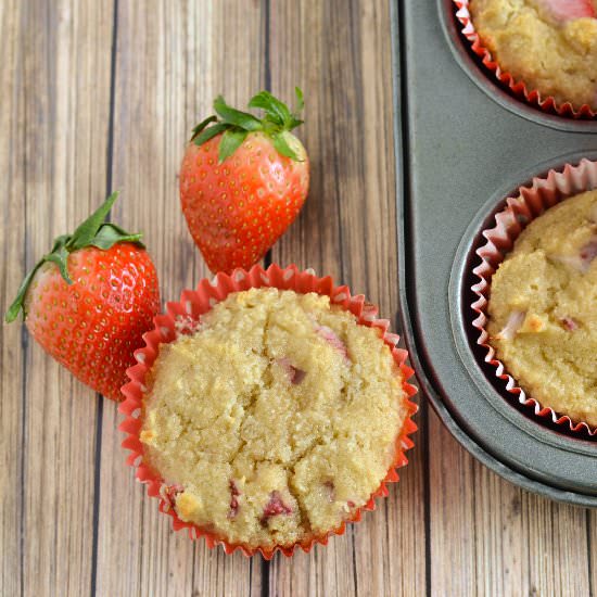 Gluten Free Strawberry Muffins