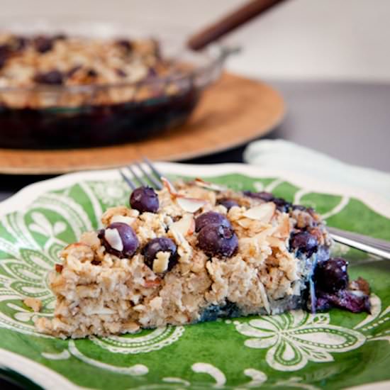Blueberry Almond Baked Oatmeal