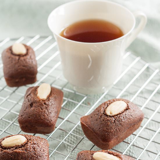 Cocoa Financier with Rice Flour