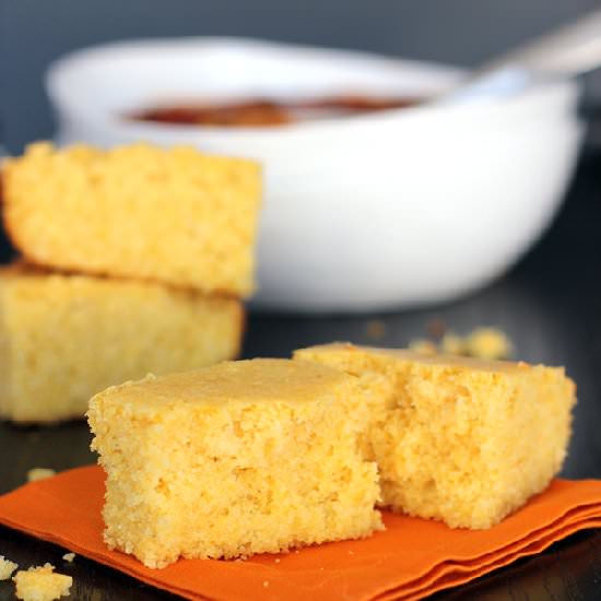 Simple Sweet Cornbread