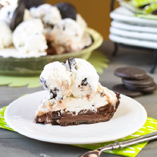 Thin Mint Ice Cream Pie