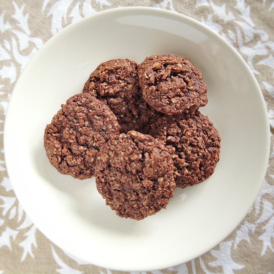 Healthy Cocoa Oatmeal Cookies
