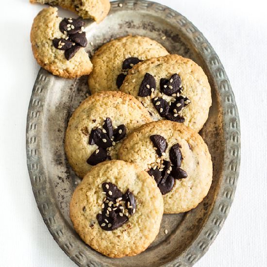 Sesame Chocolate Cookies
