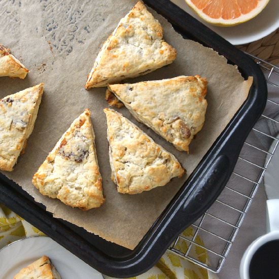 Date, Walnut & Gouda Scones