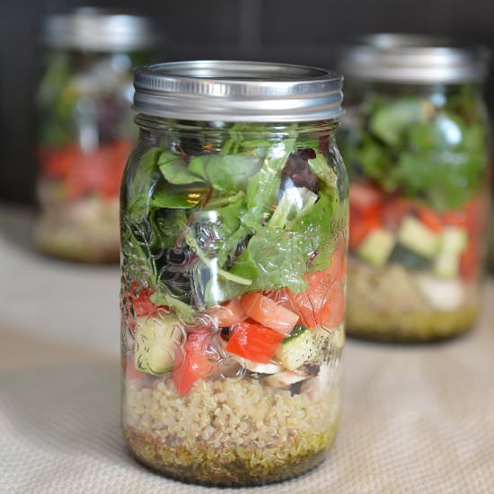 Quinoa Salad In a Jar