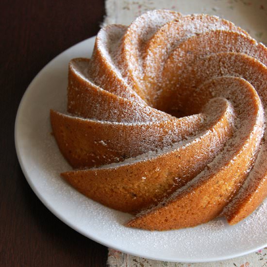 Hazelnut, Cinnamon and Coconut Cake