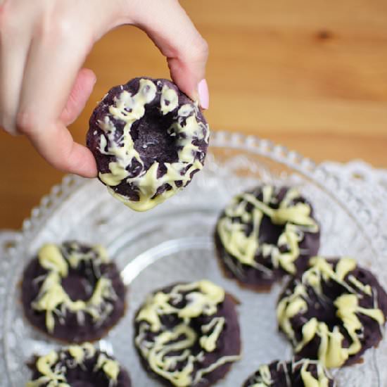 Violet Mini Bundt Cake
