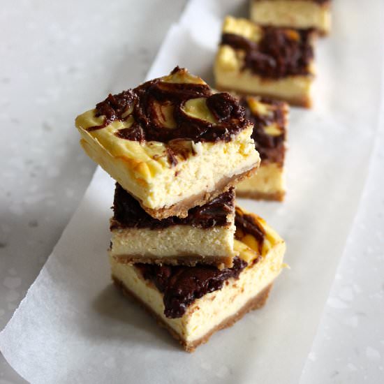 Nutella Swirl Cheesecake Bites