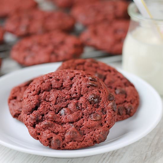 4 Ingredient Red Velvet Cookies