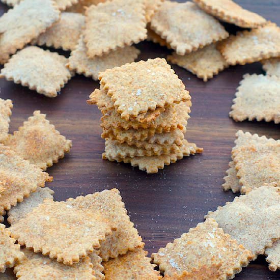 Homemade Wheat Thins