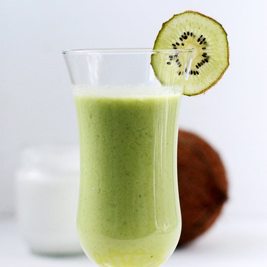 Healthy Green Pina Colada Smoothie