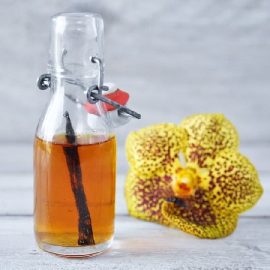 Homemade Vanilla-Extract