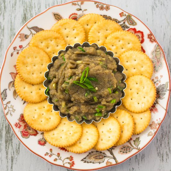 Skinny Roasted Eggplant Dip