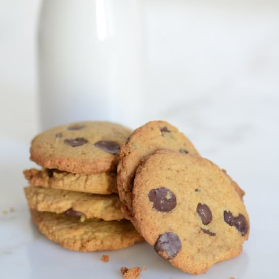 Crispy Chocolate Chip Cookies