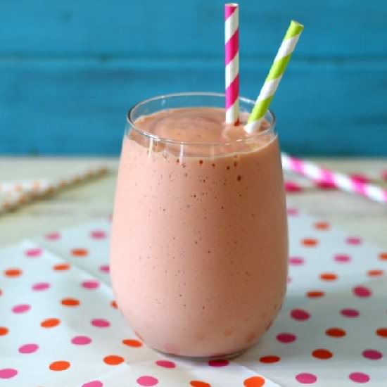 Strawberry, Mango & Cream Smoothie