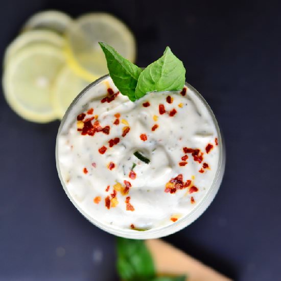 LIME AND HONEY YOGHURT DIP