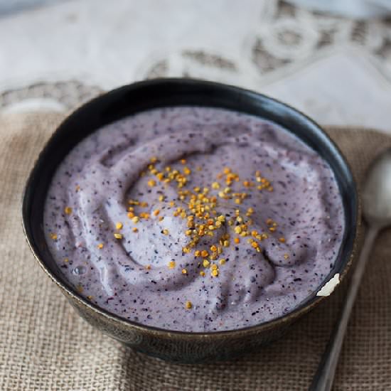 Berry Bliss Smoothie Bowl w/ Tahini