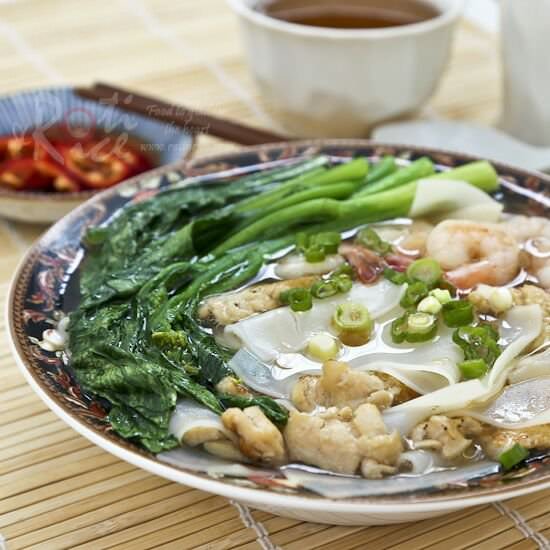 Easy Chicken Rice Flake Noodle Soup