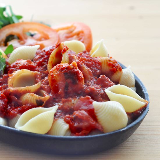 Roasted Red Pepper and Tomato Pasta
