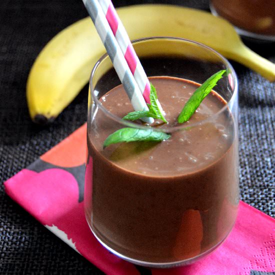 Raw Chocolate Almond Smoothie