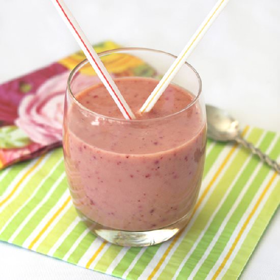 Mango & Berry Smoothie