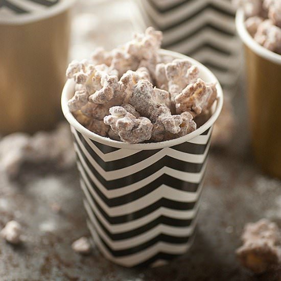 Puppy Chow Popcorn