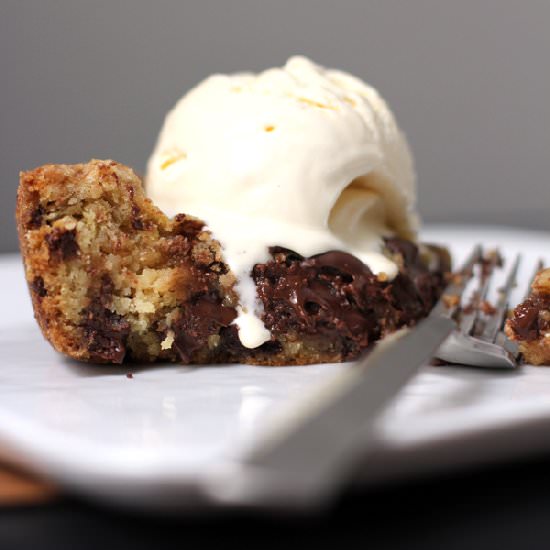 Deep Dish Choc Chip Skillet Cookie