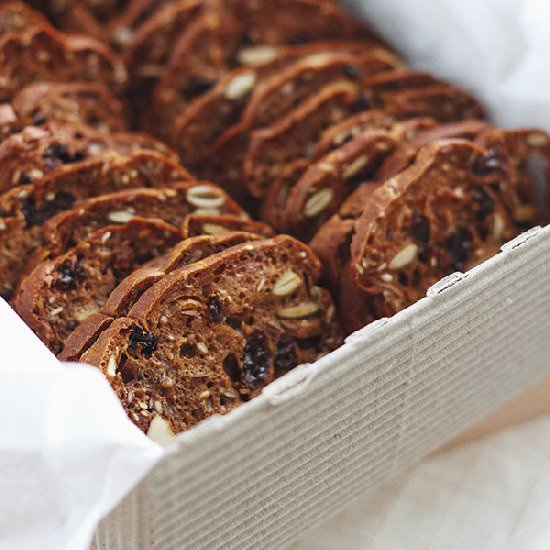Rosemary, Raisin & Almond Crisps